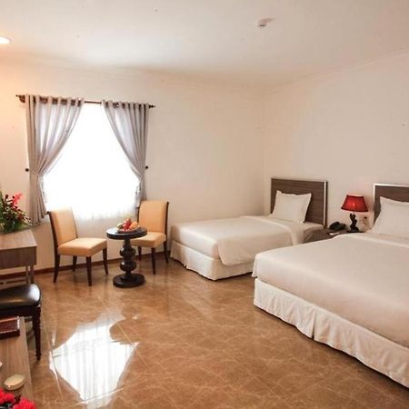 Den Long Do Hotel Nha Trang Zewnętrze zdjęcie
