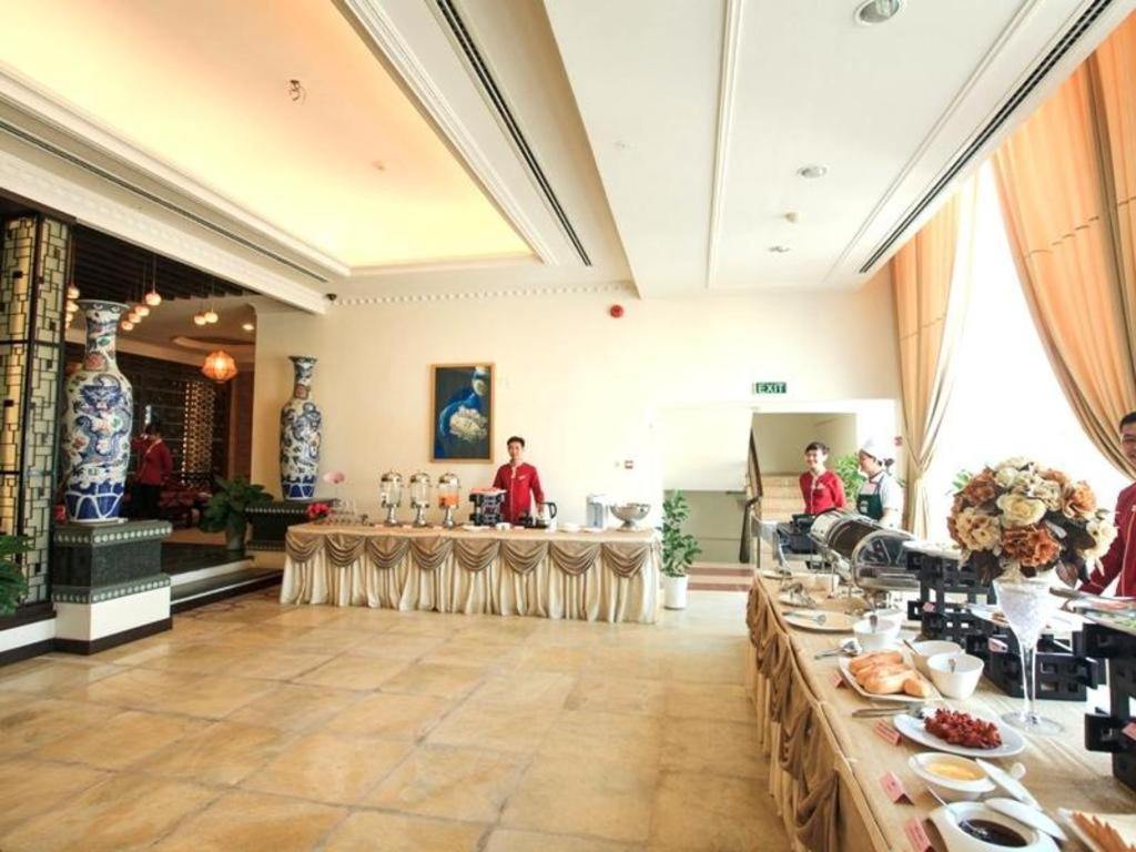 Den Long Do Hotel Nha Trang Zewnętrze zdjęcie