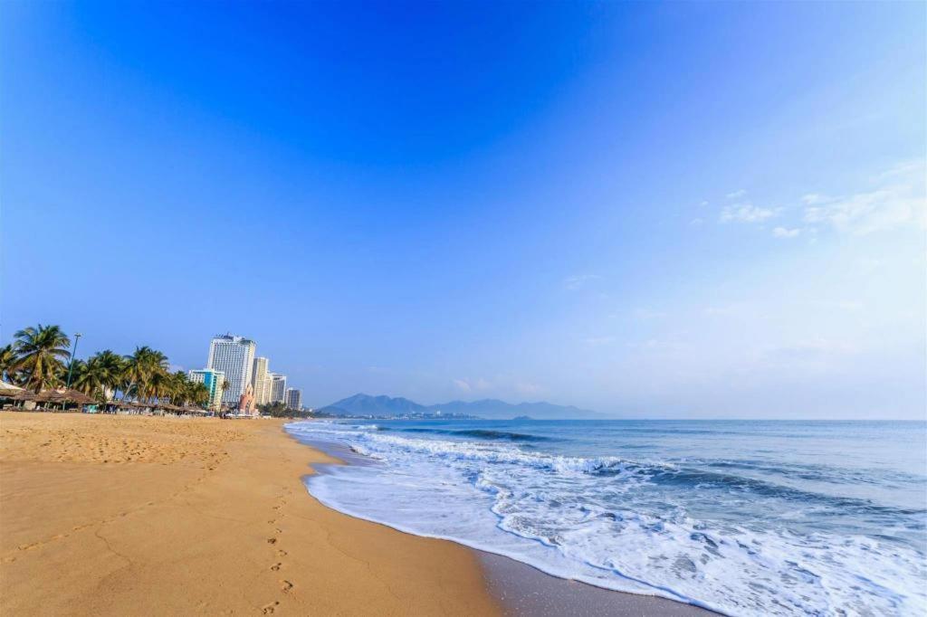 Den Long Do Hotel Nha Trang Zewnętrze zdjęcie