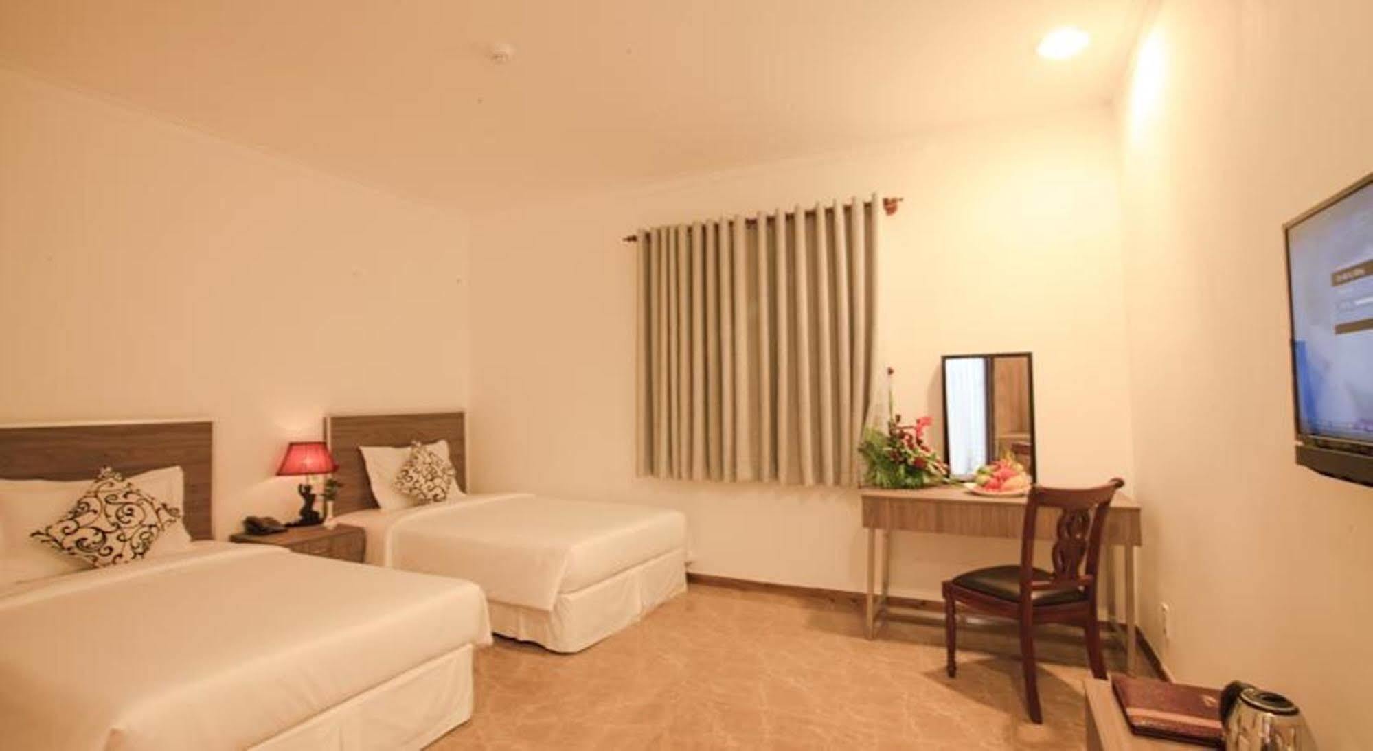 Den Long Do Hotel Nha Trang Zewnętrze zdjęcie
