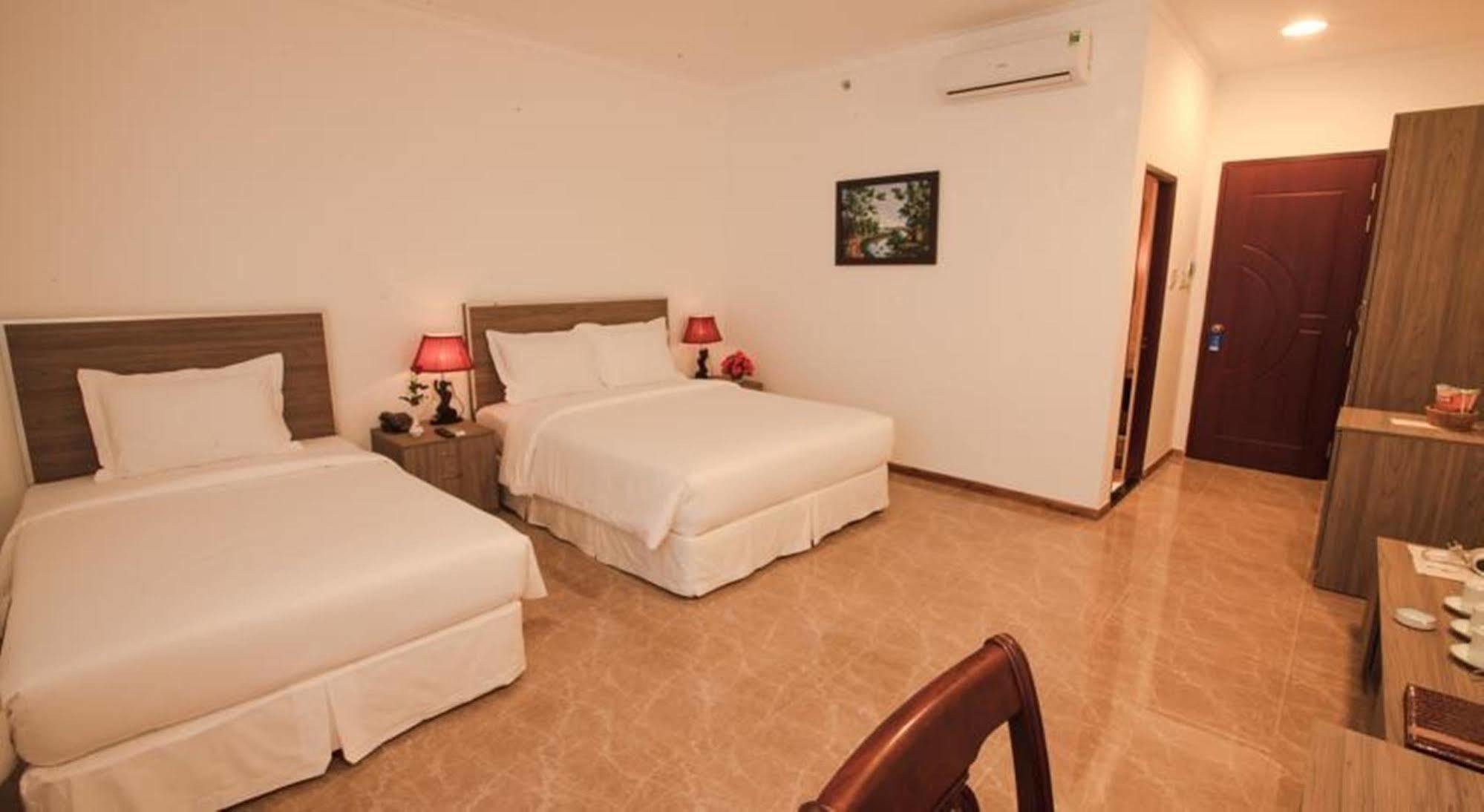 Den Long Do Hotel Nha Trang Zewnętrze zdjęcie