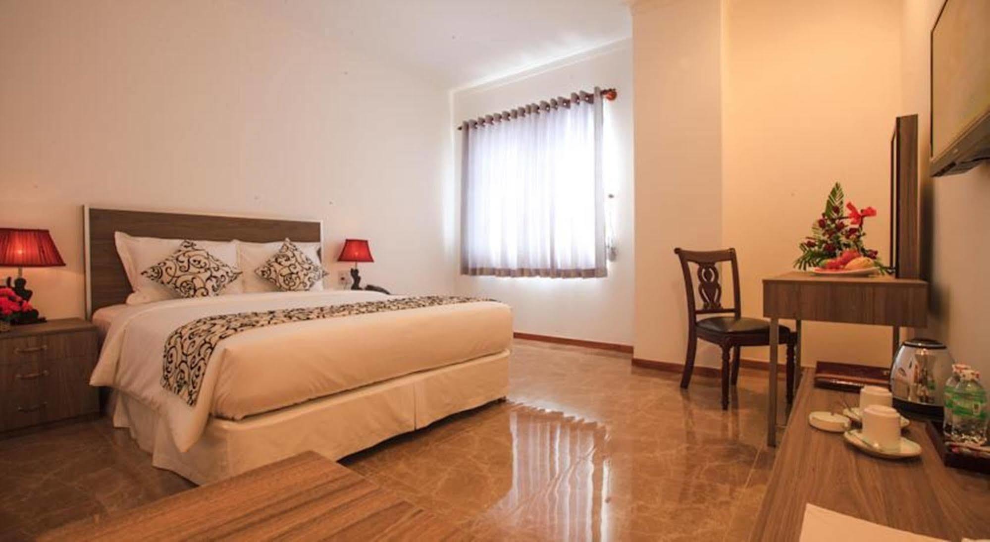 Den Long Do Hotel Nha Trang Zewnętrze zdjęcie